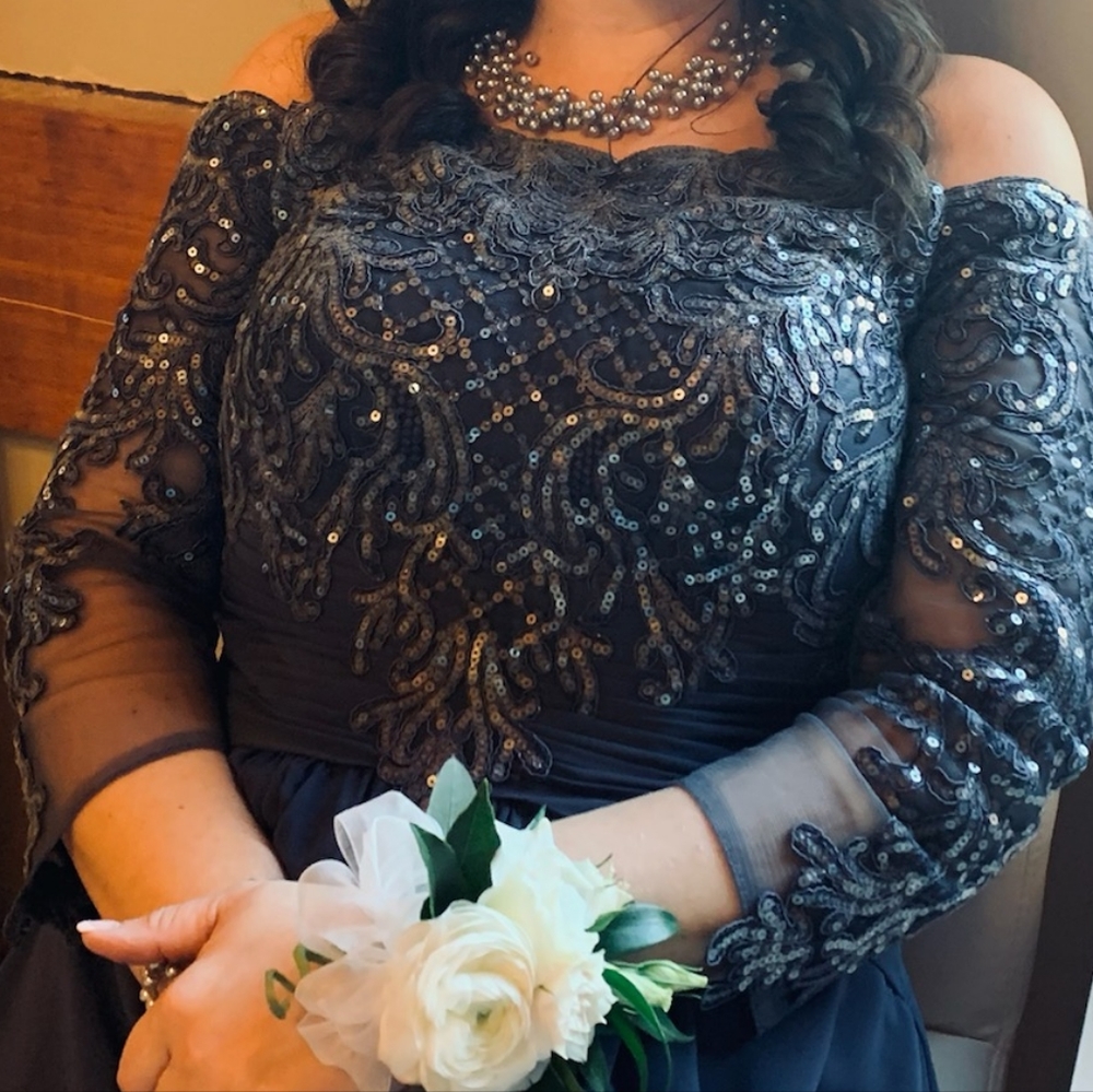 Women's Dress size 10 - Picture 2 of 2